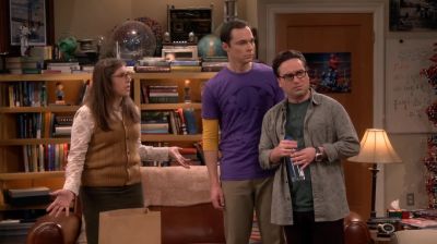 W-Why are you
speaking Klingon? - The Big Bang Theory