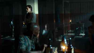 WAABRI:
They're coming. - Strike Back