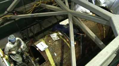 Wade:
This coating has helped preserve
the submarine. - Mysteries of the Deep