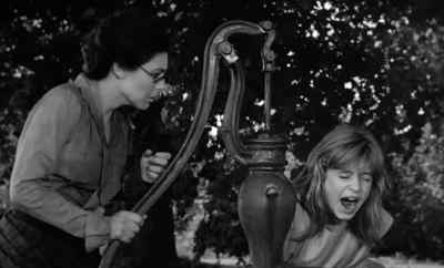 Wah... wah. - The Miracle Worker
