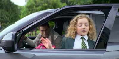 - Wahey! Come on!
- Bye, Dad. Love you. - Turn Up Charlie