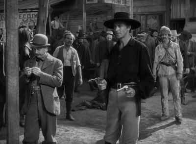Wait a minute.
Don't you belong
to this outfit, Jack? - The Plainsman