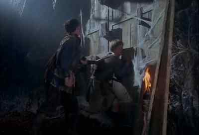 - Wait a minute. Hold on.
- Come on. - Hercules in the Maze of the Minotaur