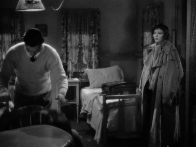 Wait a minute - It Happened One Night