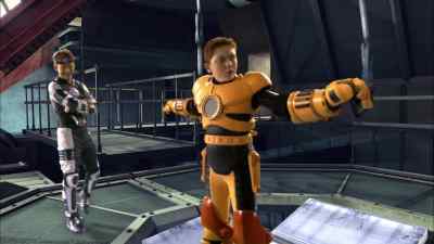 Wait a minute.
Who am I fighting? - Spy Kids 3: Game Over