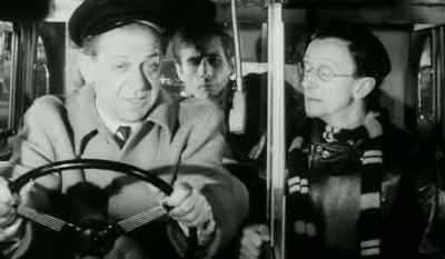 Wait a tick. We're going the wrong way. - Carry On Cabby