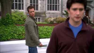 - Wait, where are you going?
- I have to get there. - Kyle XY