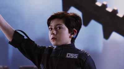 Wait, you don't
have your Hammer Hands. - Spy Kids 4 D: All the Time in the World