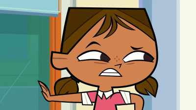 Wait, don't--
- You're really good at this. - Total DramaRama