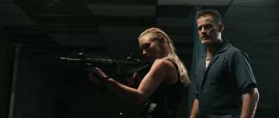Wait, grab my gun.
Grab it. - The Flood