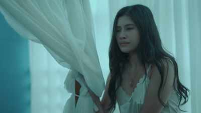 Wait… - Lampas Langit