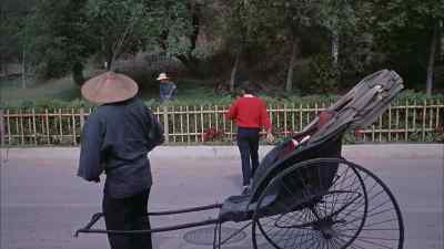 Wait here, Harry. - The Geisha Boy