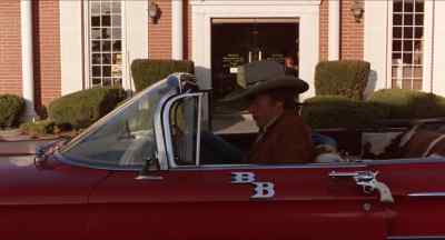 Wait here. I'm gonna go cash a $3 check. - Bronco Billy