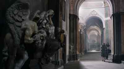 Wait here. - The Musketeers