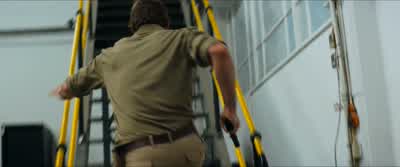 Wait here. - Chappie