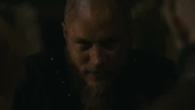 Wait here. - Vikings