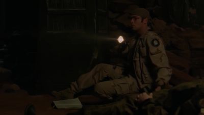 Wait here. - Stargate SG-1