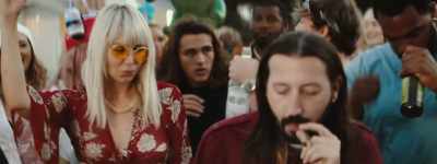 Wait.
How are we gonna find her? - Deltopia