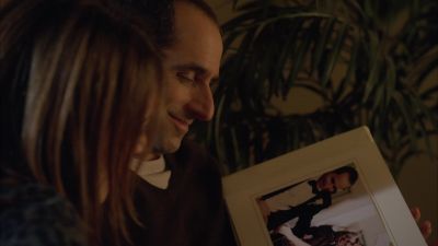 Wait, I don't remember him
at the wedding, do you? - House
