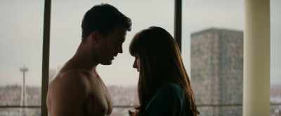 - Wait, I don't-- - Fifty Shades Darker