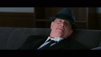 Wait! I gotta call it in! - The Accountant
