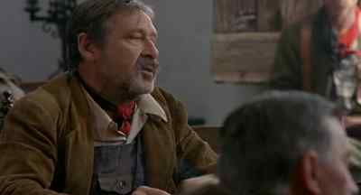 Wait... José, speak. - Land and Freedom