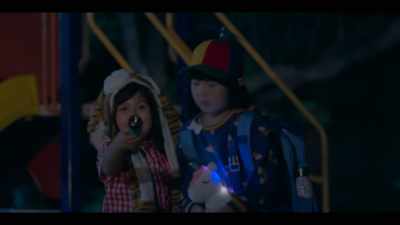 -Wait for me!
-(FLYING FOXES CHITTER) - Bump