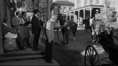 Wait for me in my office. - The Tin Star