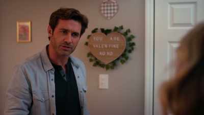 Wait, so my mom, she knows that
you're Melissa the Matchmaker? - Valentine's Town