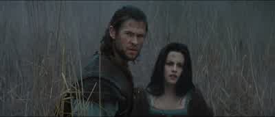 Wait. Is this the edge of the Dark Forest? Aye. What is it? - Snow White and the Huntsman