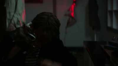 - Wait!
- Sydney. - Legion