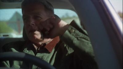 Wait there. - NCIS