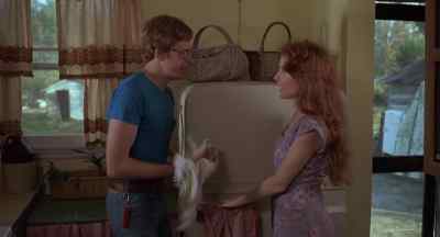 Wait till you see Mr Beardsley's place.
He's got the greatest old stuff. - Squirm