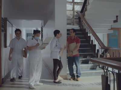 Wait. "Treat her like nothing happened"?
I don't understand, Doc. - Leonor Will Never Die