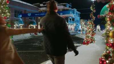 - Wait, Vic, hold up.
You're wrong. - Once Upon a Main Street