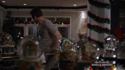 Wait, wait a minute!
How did this happen? - Christmas in the Air