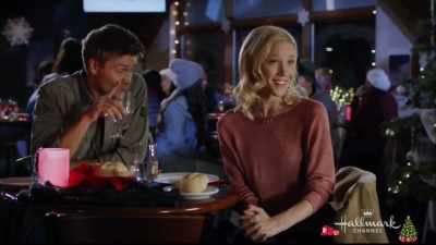 Wait, wait, wait, wait.
No, no, no, we've got to hit the road. - Road to Christmas