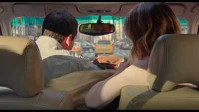-Wait until we're stopped!
-It's interfering with my mobility. - The Meyerowitz Stories