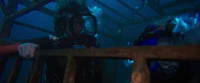 Wait, what?! Ls that even safe? - 47 Meters Down