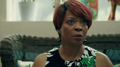 - Wait, what is this?
- ( laughing over radio ) - Queen Sugar