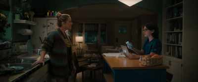 - Wait, what?
- You're right. - Your Place or Mine