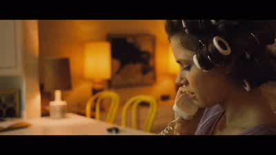 Wait Who are you withOh no it's just peoplePeople I'm your fiancée RichardOh you've got a fiancée You're engagedI don't know No fiancée I don't knowYou don't knowYou don't know if you have a fiancéeI don't No The fish filter is broken - American Hustle