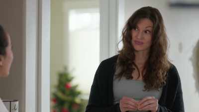 Wait, yeah, right. I could. - A Christmas of Wonders