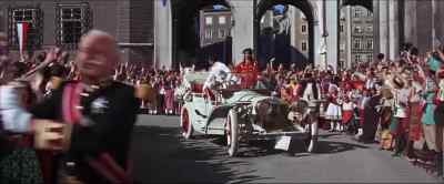 Wait, Your Royal Highness! My prince! - The Great Race