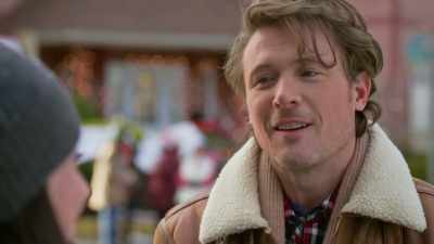 Wait, you're not
an axe murderer, - Believe in Christmas