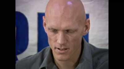♪ Waiting for the next big♪ - Midnight Oil: The Hardest Line