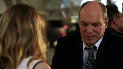 Waitress was busy. - CSI: Crime Scene Investigation