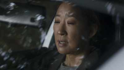 Wake up, Eve!
She's an actual assassin. - Killing Eve