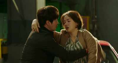 Wake up! I told you to stop drinking! - Hitman: Agent Jun