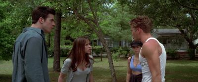 Wake up Julie He's behind this He's after me Too - I Know What You Did Last Summer